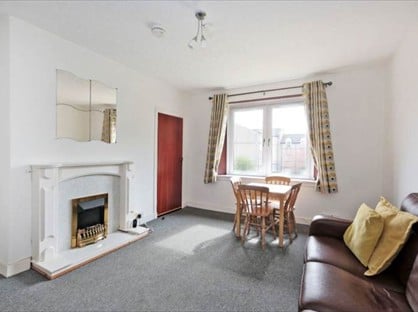 2 Bed Flat, School Drive, AB24