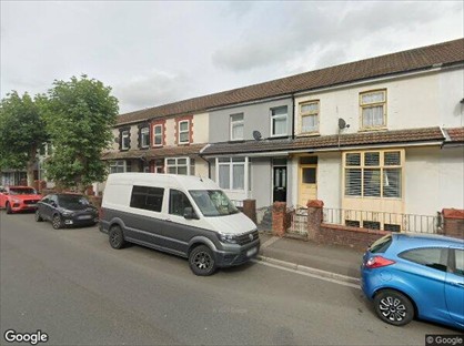 Room in a Shared House, Broadway, CF37