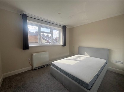 Room in a Shared Flat, Down Way, UB5