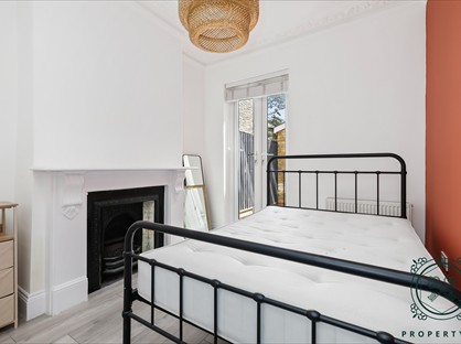 Room in a Shared House, White Hart Lane, N22