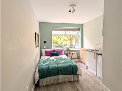 Studio Flat, Gateshead Road, WD6