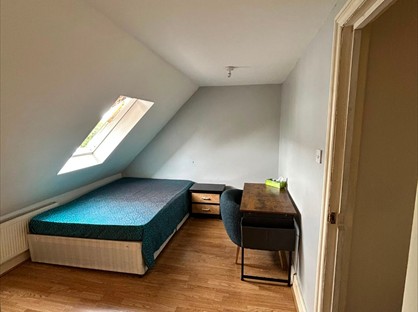 Room in a Shared House, Greenford, UB6