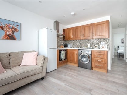 2 Bed Flat, Clarence Road, E5