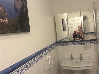 Room in a Shared Flat, Llanaway House, GU7