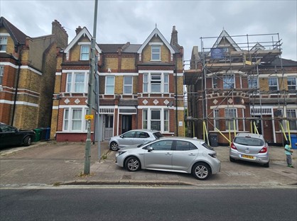 4 Bed Flat, Wickham Road, BR3