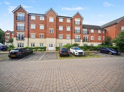 2 Bed Flat, Astley Brook Close, BL1