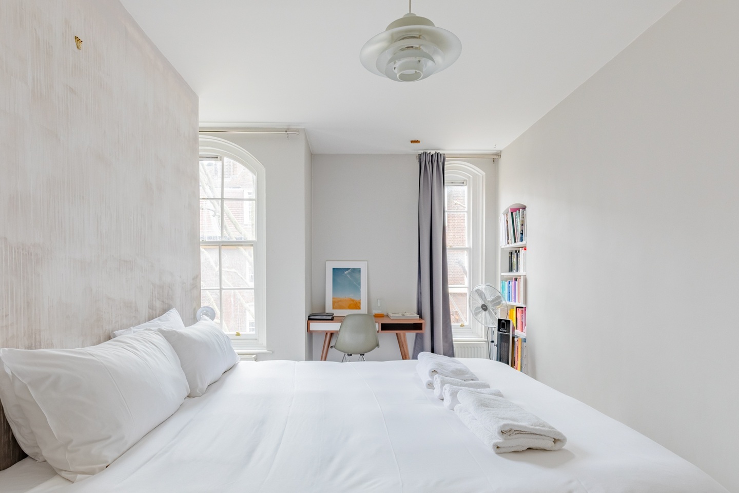 2 Bed Flat, Hedsor House, E2 photo 4