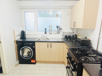 4 Bed Detached House, Myrtle Road, TW3