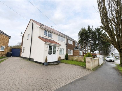 4 bed semi-detached house for rent in 4 Bed Semi-Detached House, Walton Drive, HP13