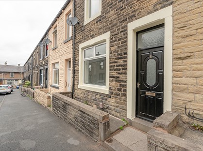 3 Bed Terraced House, Lord St, BB9