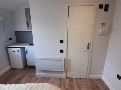 Studio Flat, Ruskin Road, RM16