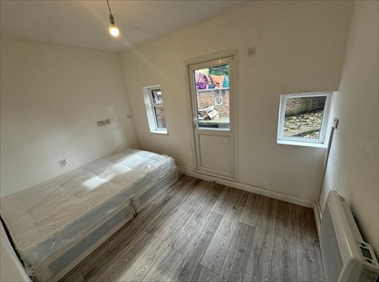 Studio Flat, Lyon Park Avenue, HA0