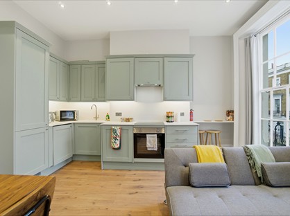 2 Bed Flat, Warwick Way, SW1V