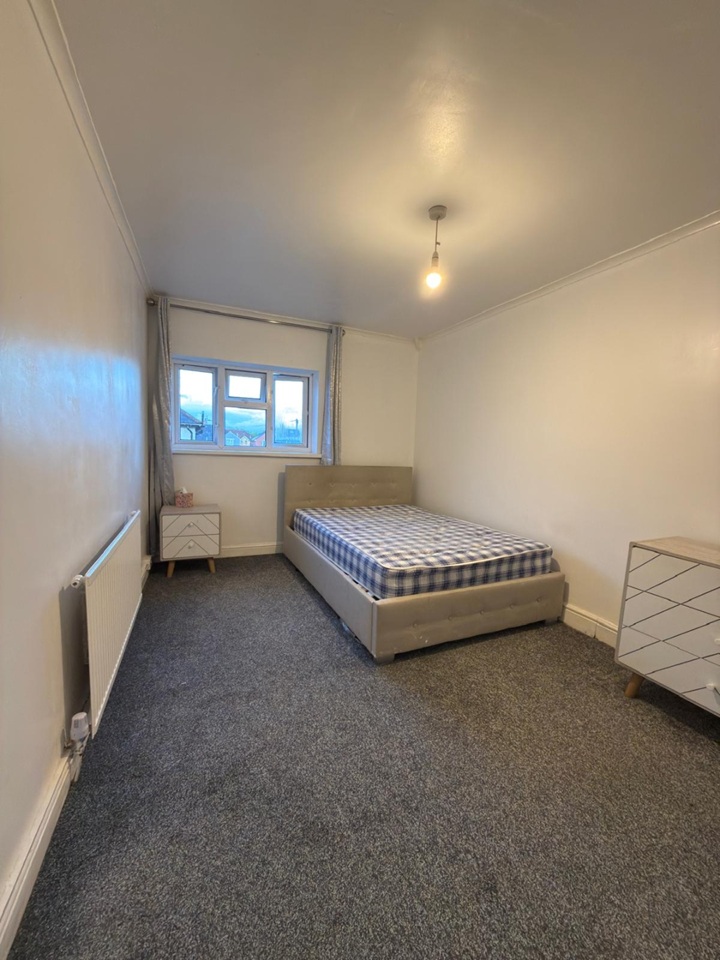 Room in a Shared House, Mynachdy Road, CF14