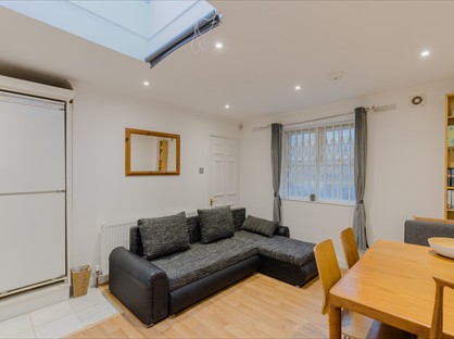1 Bed Flat, Broadley St, NW8