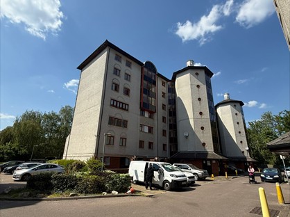 2 Bed Flat, Eleanor Way, EN8