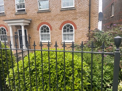 1 Bed Flat, The Heights, ME1