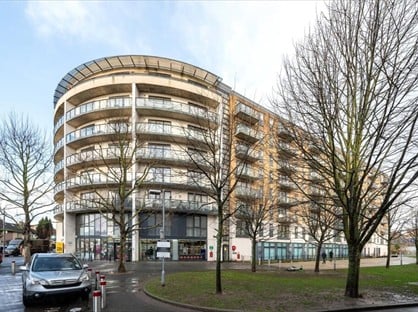 1 Bed Flat, Reed House, SW19