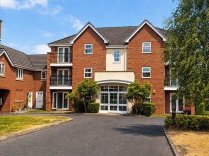 2 Bed Flat, Millfield, CH64