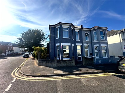 5 Bed Semi-Detached House, Henville Road, BH8