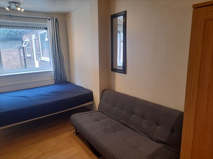 Room in a Shared House, Ashwood Terrace, ST3