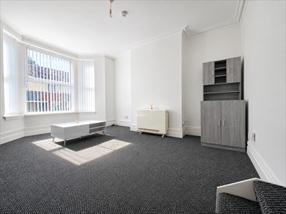 1 Bed Flat, Station Road, L34