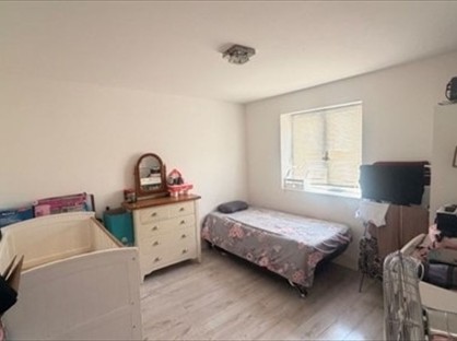 2 Bed Flat, Manor Road, RM10