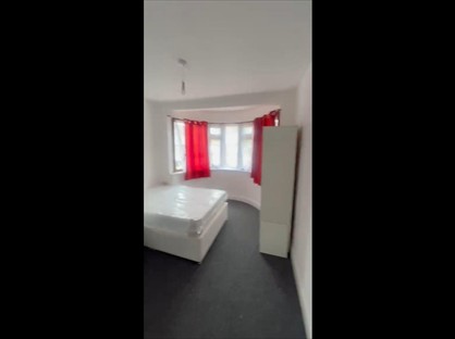 Studio Flat, Malvern Avenue, HA2