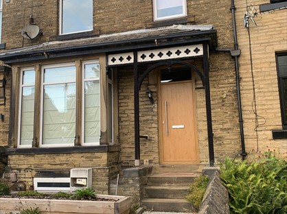 4 Bed Terraced House, Tennyson Road, BD6