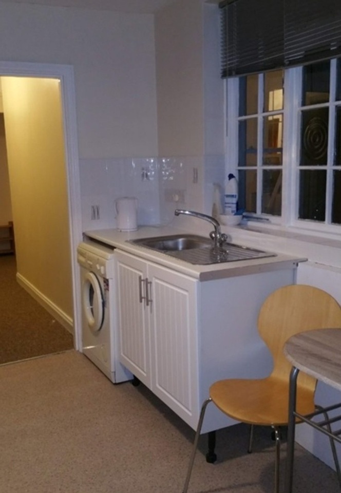 Room in a Shared House, Mill Road, CB1 photo 5
