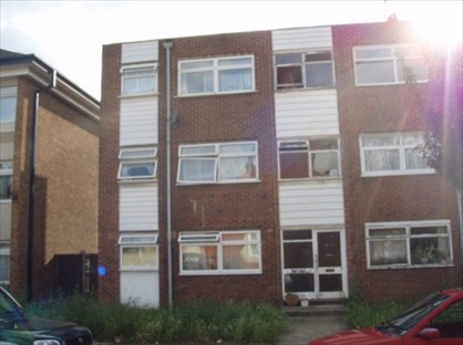 2 Bed Flat, Pretoria Road, IG1