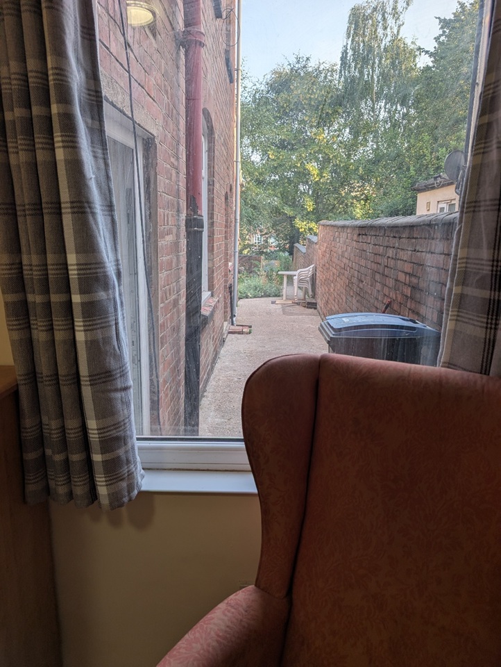Room in a Shared House, Waveley Road, CV1 photo 4