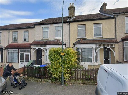 Studio Flat, Ripley Road, DA17