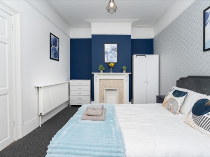 4 Bed Semi-Detached House, Orchard Road, PO4