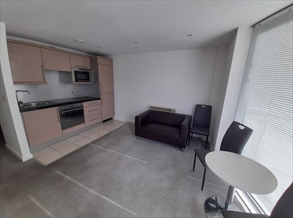 Studio Flat, Neptune St, LS9