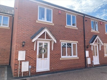 3 Bed Terraced House, Ravello Mews, TA6