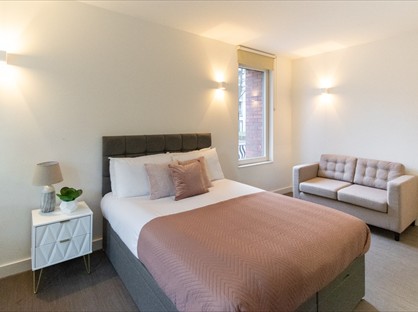 Studio Flat, Gravity Hounslow Central, TW3