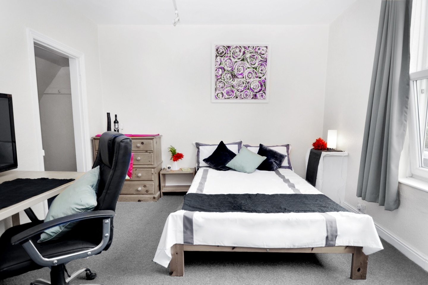 2 Bed Flat, Ecclesall Road, S11 photo 5