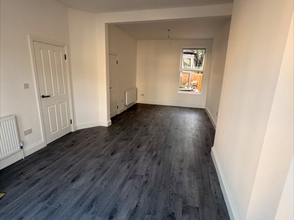 3 Bed Terraced House, Wanstead Park Road, IG1
