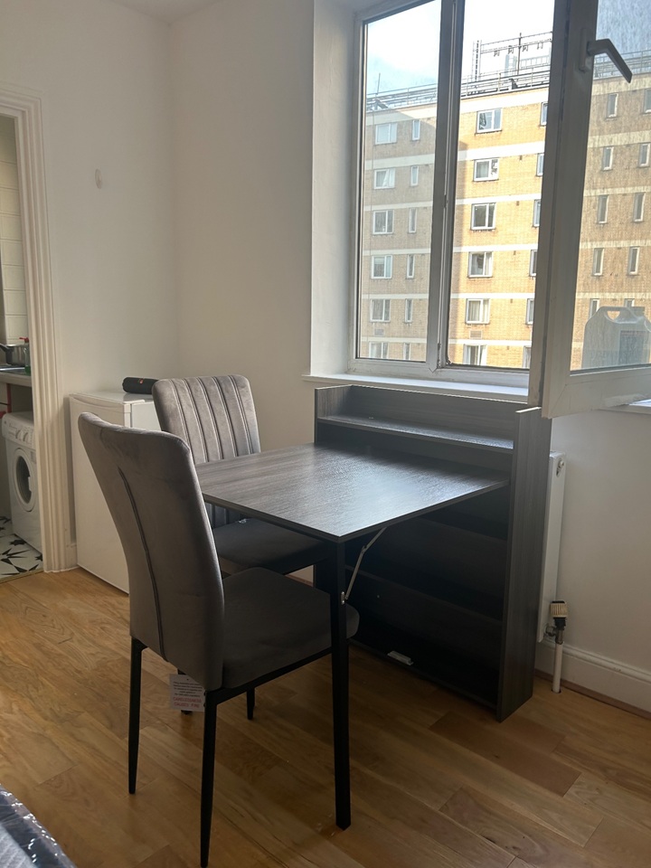 Studio Flat, Sloane Avenue, SW3 photo 5