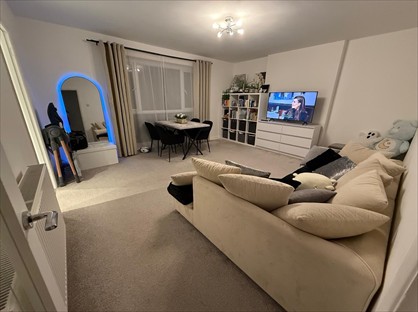 2 Bed Maisonette, Ashlyn Close, WD23