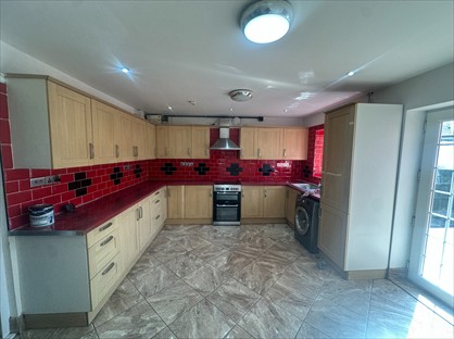 5 Bed Terraced House, Lowther St, CV2