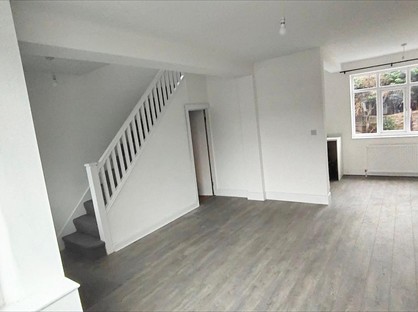 3 Bed Semi-Detached House, Canterbury Road, SK1