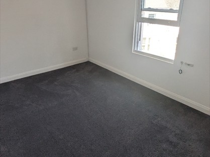 Studio Flat, Lindley, TQ1