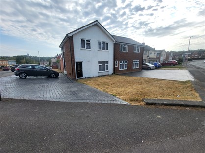 3 Bed Semi-Detached House, Bushey Fields Road, DY1
