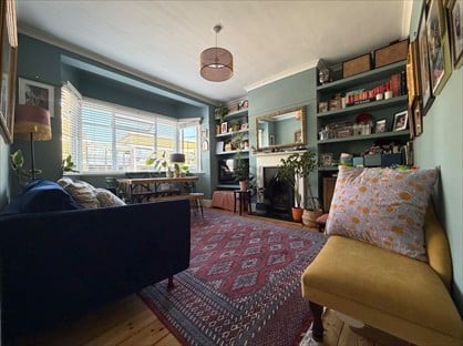 2 Bed Flat, Goodwood Mansions, SW9
