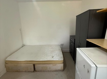 Studio Flat, High Road, NW10
