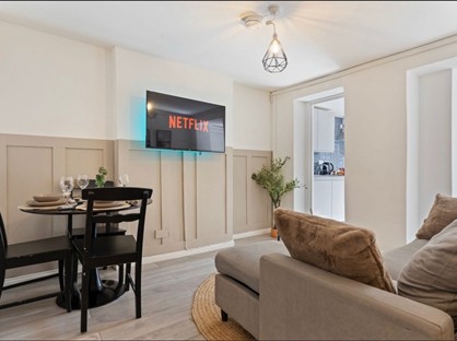 3 Bed Flat, Lewisham Way, SE14