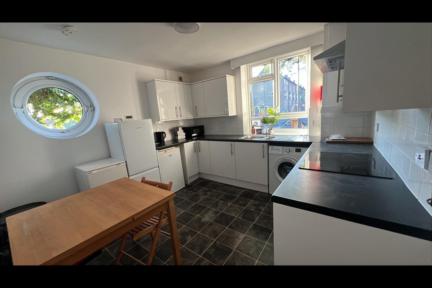 4 Bed Flat, Farjeon House, NW6