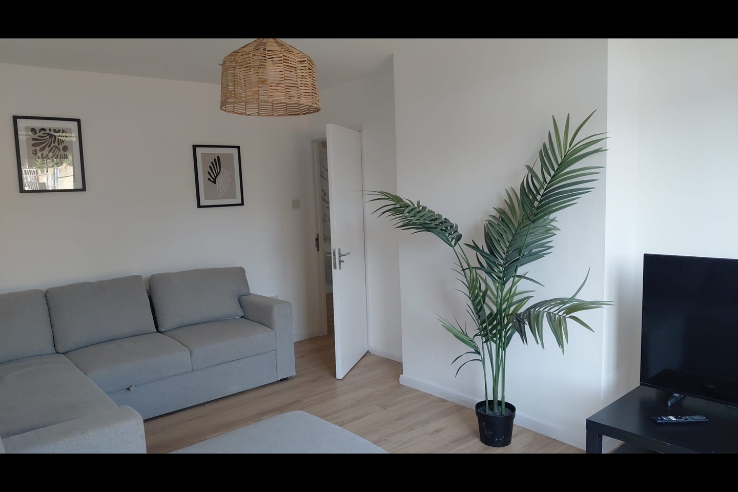 4 Bed Flat, Farjeon House, NW6 photo 3
